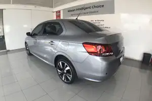 Autos seminuevos, Peugeot 301 2023