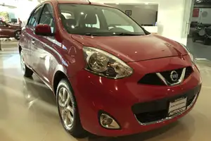Autos seminuevos, Nissan March 2018