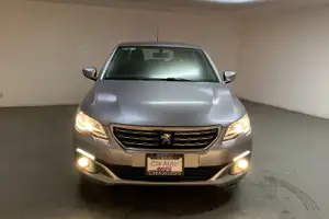 Autos seminuevos, Peugeot 301 2021