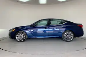 Autos seminuevos, Nissan Altima 2024