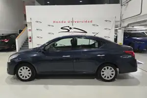 Autos seminuevos, Nissan Versa 2016