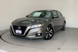 Autos seminuevos, Nissan Altima 2020