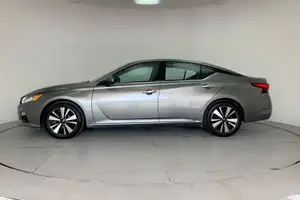 Autos seminuevos, Nissan Altima 2020