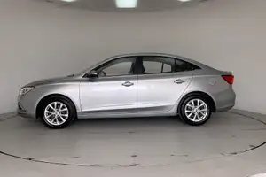 Autos seminuevos, Mg Mg5 2023