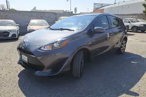 Autos seminuevos, Toyota Prius C 2019