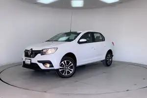 Autos seminuevos, Renault Logan 2023