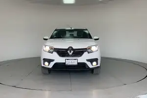 Autos seminuevos, Renault Logan 2023