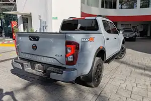 Autos seminuevos, Nissan Np300 Frontier Pro 4x 4x4 Ta 2021