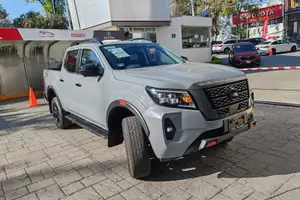 Autos seminuevos, Nissan Np300 Frontier Pro 4x 4x4 Ta 2021