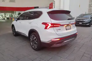 Autos seminuevos, Hyundai Santa Fe 2023