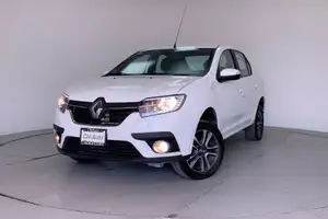 Autos seminuevos, Renault Logan 2023