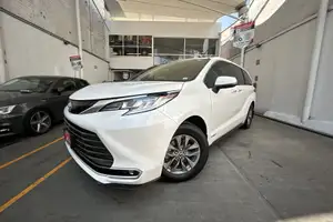 Autos seminuevos, Toyota Sienna 2021