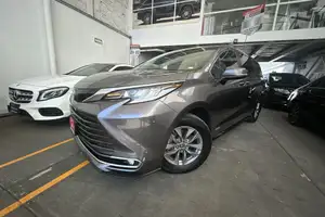 Autos seminuevos, Toyota Sienna 2021