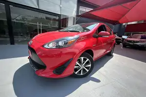 Autos seminuevos, Toyota Prius C 2020