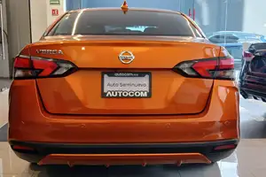 Autos seminuevos, Nissan Versa 2021