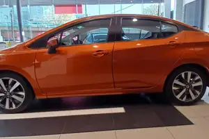 Autos seminuevos, Nissan Versa 2021