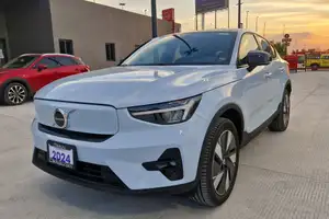 Autos seminuevos, Volvo C40 2024
