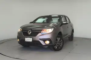Autos seminuevos, Renault Logan 2023