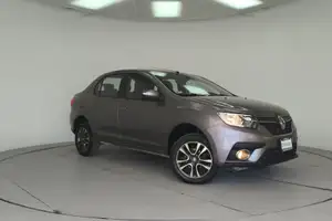 Autos seminuevos, Renault Logan 2023