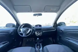 Autos seminuevos, Nissan Versa 2019