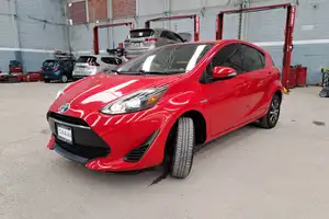 Autos seminuevos, Toyota Prius C 2019