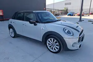 Autos seminuevos, Mini Mini 2021