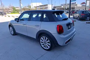 Autos seminuevos, Mini Mini 2021