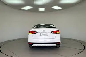 Autos seminuevos, Nissan Versa 2024