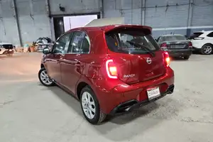 Autos seminuevos, Nissan March 2022