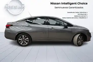 Autos seminuevos, Nissan Versa 2022