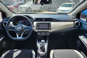 Autos seminuevos, Nissan Versa 2022