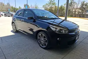 Autos seminuevos, Kia Rio 2020