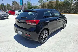 Autos seminuevos, Kia Rio 2020