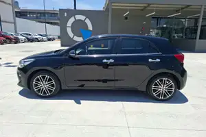 Autos seminuevos, Kia Rio 2020