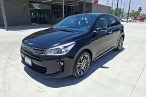 Autos seminuevos, Kia Rio 2020