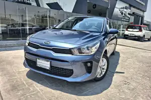 Autos seminuevos, Kia Rio 2018