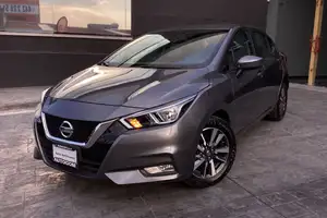 Autos seminuevos, Nissan Versa 2022