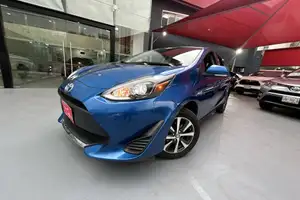 Autos seminuevos, Toyota Prius C 2021