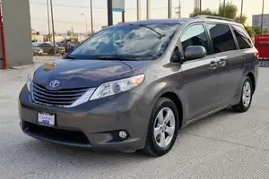 Autos seminuevos, Toyota Sienna 2014