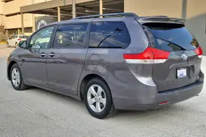 Autos seminuevos, Toyota Sienna 2014