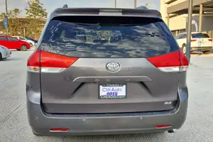 Autos seminuevos, Toyota Sienna 2014