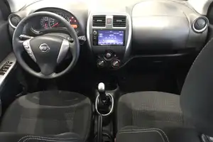 Autos seminuevos, Nissan March 2020