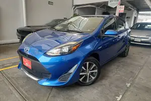 Autos seminuevos, Toyota Prius C 2020