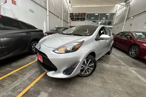 Autos seminuevos, Toyota Prius C 2020