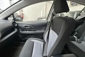 Autos seminuevos, Toyota Prius C 2020