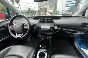 Autos seminuevos, Toyota Prius 2020