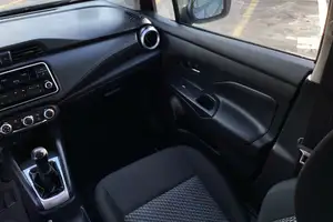 Autos seminuevos, Nissan Versa 2021