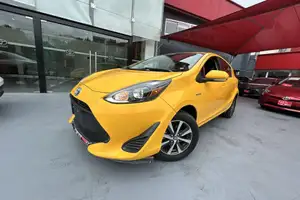 Autos seminuevos, Toyota Prius C 2021