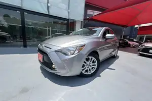 Autos seminuevos, Toyota Yaris 2016