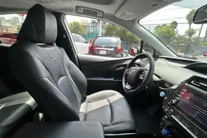 Autos seminuevos, Toyota Prius 2022